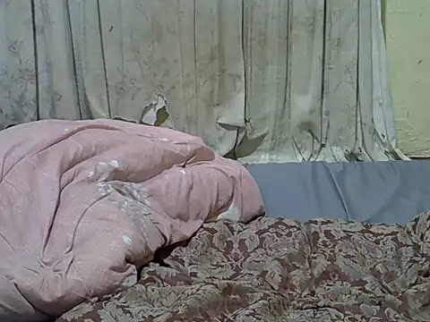 KENYANHONEY01 webcam
