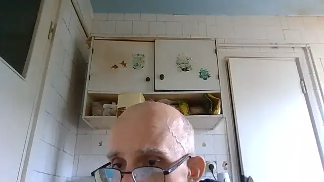 mariusica1@xh webcam
