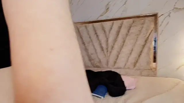 Amelie_saenz webcam