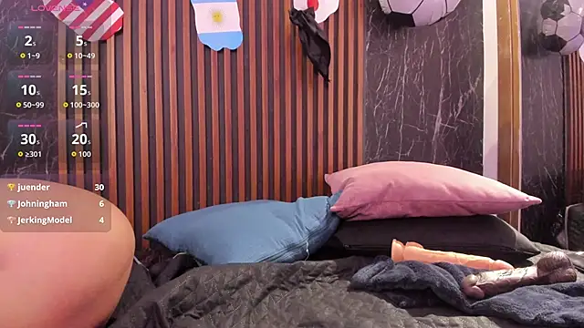 Marilyndackaria_ webcam