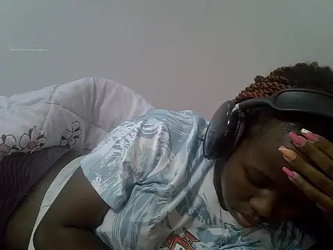 hot_petrah webcam