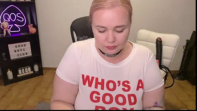 MargotGrey webcam