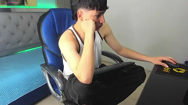 samblack_ (M twink) - GOAL OF THE DAY