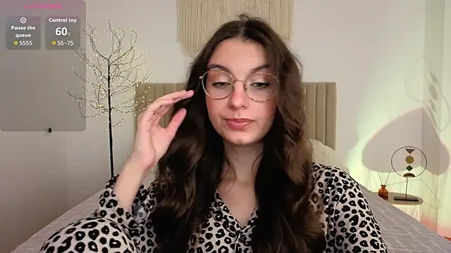 Real_cutie1 webcam