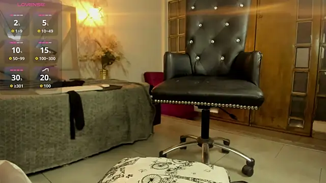 Mysterius_Woman webcam