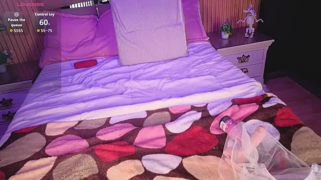 MiaTorres4 webcam