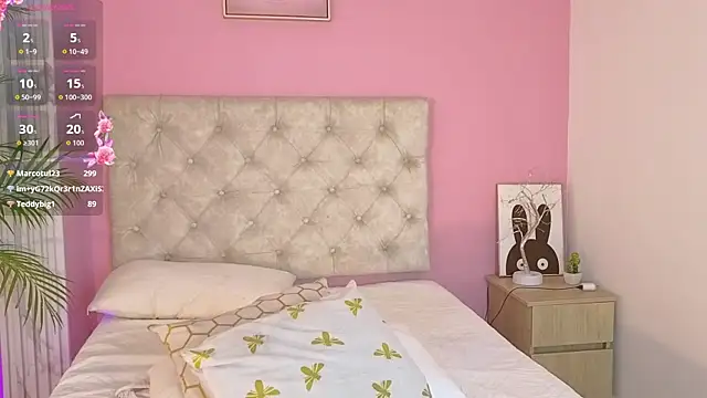 alanna_walkeer webcam