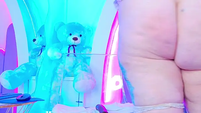 NathaxaLeans webcam