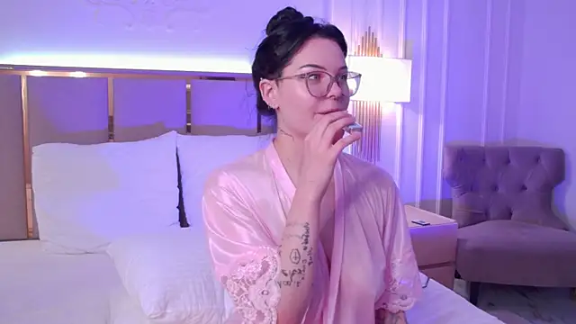 CindyMil webcam