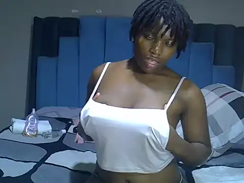 melanin_moon webcam