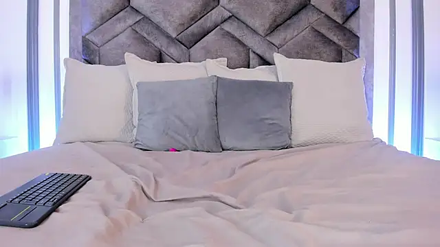 cocoamore webcam