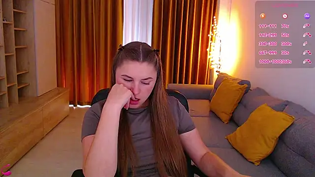 mia_bloomy webcam