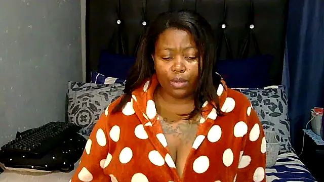 caramelbooty69 webcam