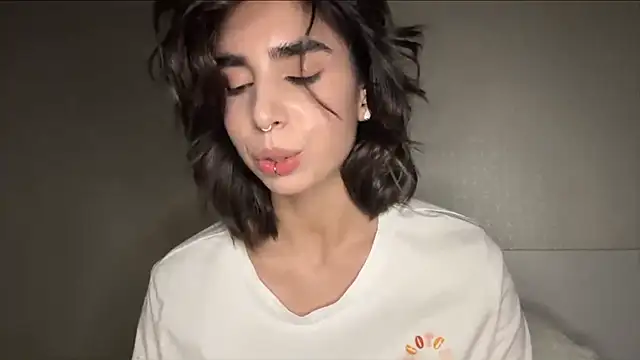 JessiaRuezga webcam