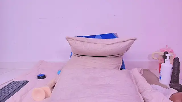 sara_ck webcam