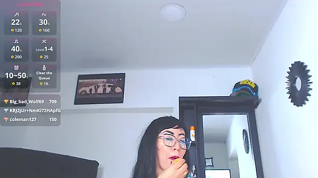 Vicky_hotmilf webcam