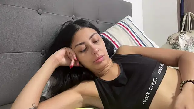AbrilSantosxo webcam