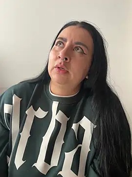 abril_luv's live room