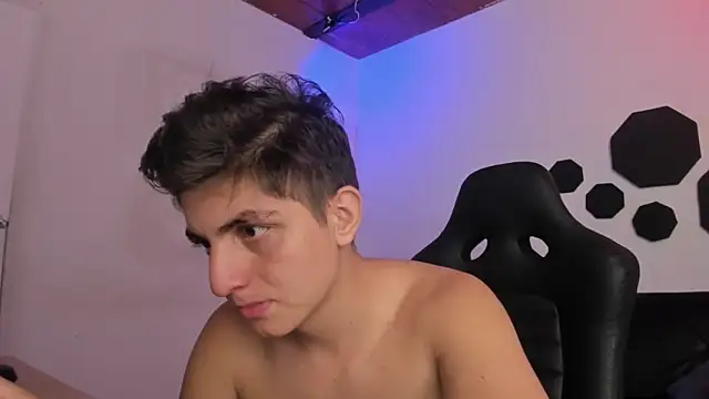 atilaepic (M twink) - god day