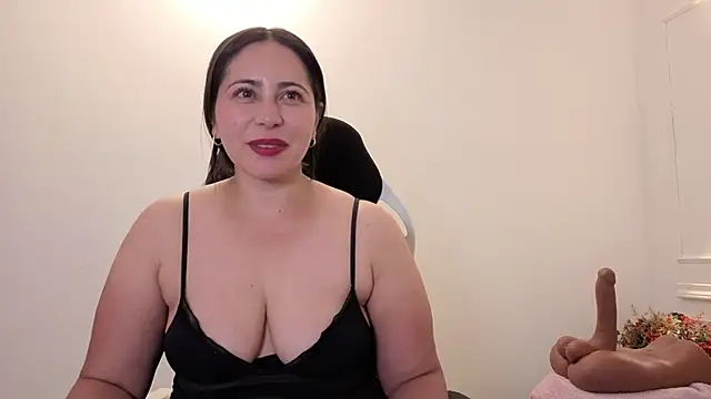 Watch valeriavg live on EroticFlix - High definition streams