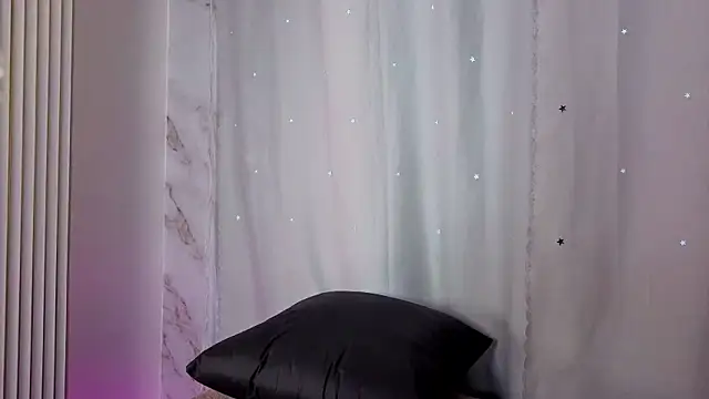 isa_sweet1_ webcam