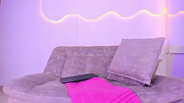 ArohomLester_ webcam