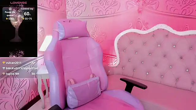 MishRaven webcam