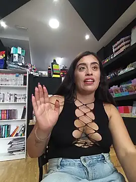 Watch MissNyraSecret live on EroticFlix - High definition streams