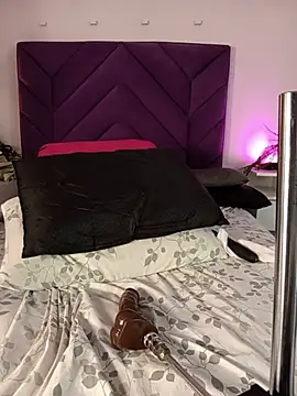 Watch haileystone live on EroticFlix - High definition streams