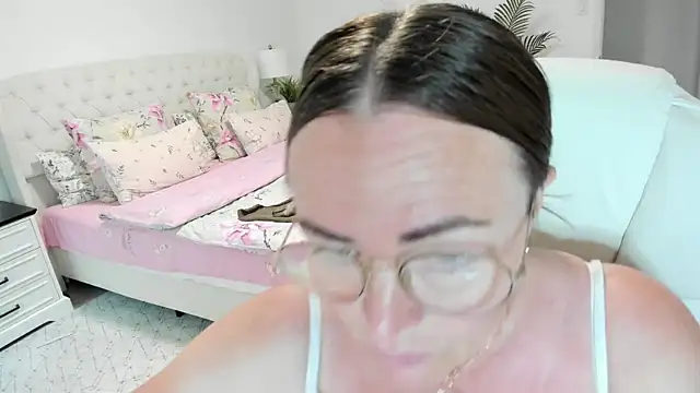 Vika73 webcam
