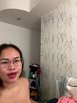 Ponthip webcam