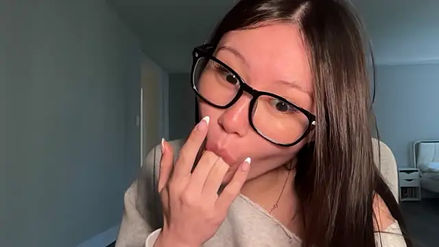 luvvivii live sex cam