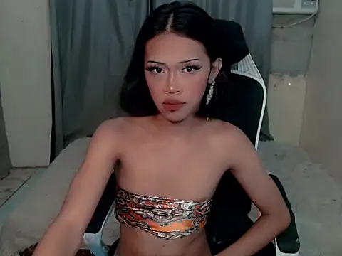 urcurlydiva webcam