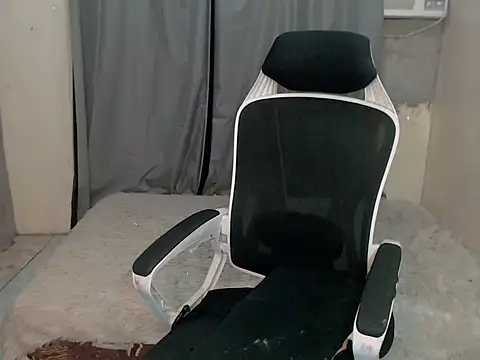 urcurlydiva webcam