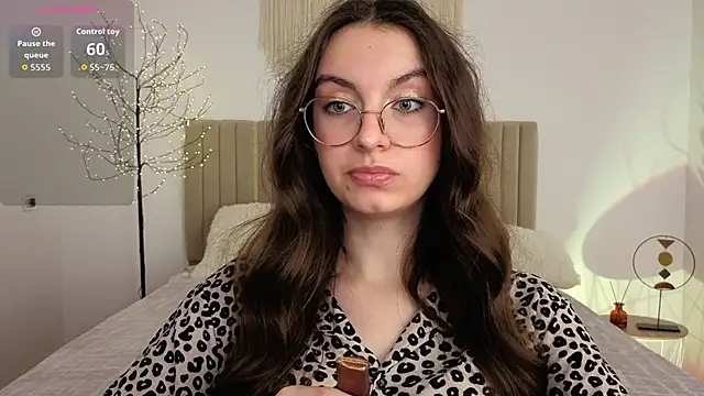Real_cutie1 webcam