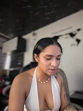 isabella-teen (F teen) - Flash Pussy🌸