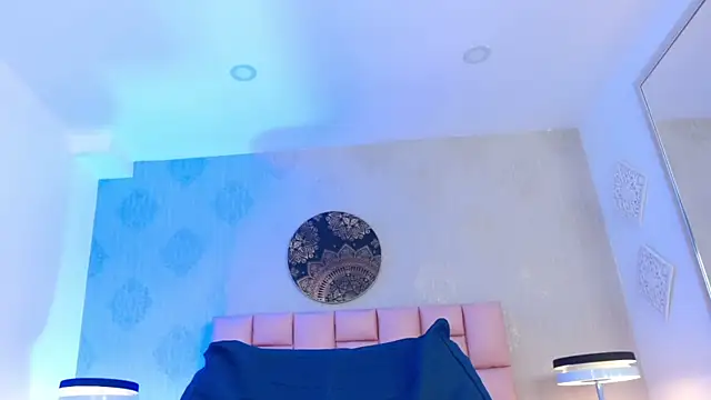 IsabelleDaza's room
