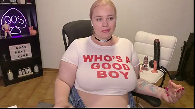 MargotGrey webcam