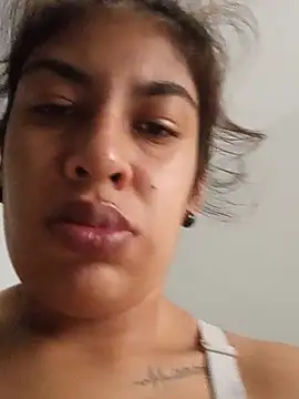 Anamaria-24 webcam