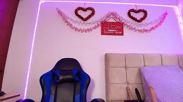 Watch dulce_mariaa___ live on EroticFlix - High definition streams
