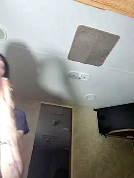 lolateton's room