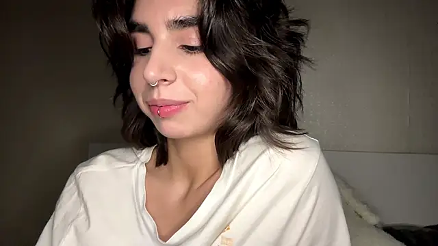 JessiaRuezga live cam on StripChat