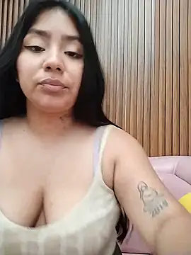Amber_Herrera live cam on StripChat