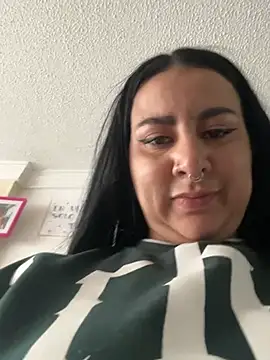 Abril_Luv webcam