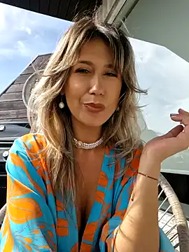 CelynaRoss webcam