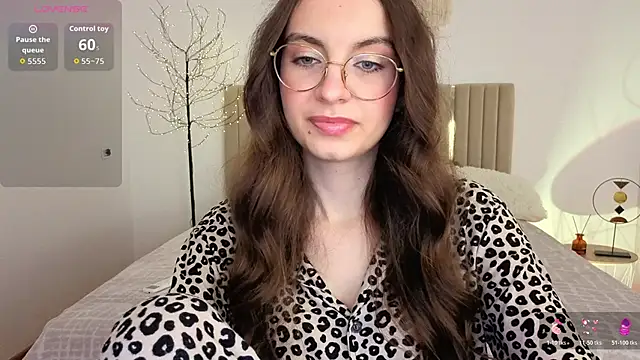 Real_cutie1 webcam