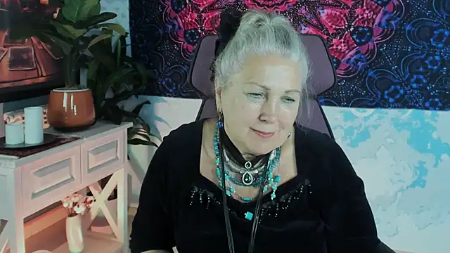 LilaMaharani webcam