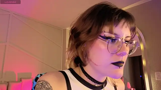 Rossiee_huntt webcam
