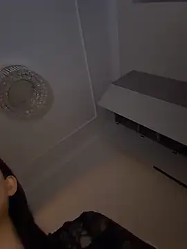 wind-kiss668 (F young) - 爸妈在家 偷偷播