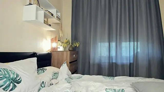 Watch MaryJacksoon live on EroticFlix - High definition streams